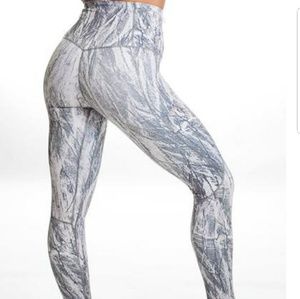 Ptula Chandre Legging